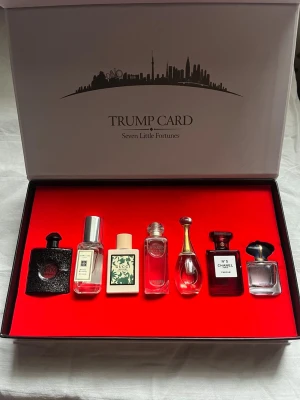Limited edition parfym set  - Säljer detta parfym set, med sju olika kända märken för ett bra pris! Finns få av dessa då det är limited edition så passa på! 