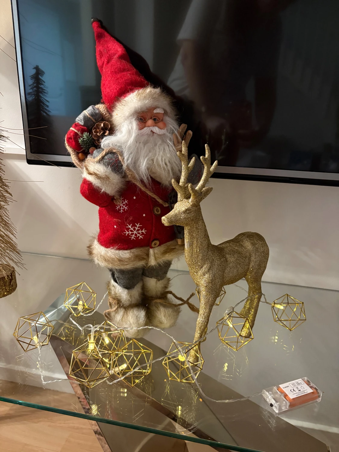 Super fin tomte med älg 🫎 och fina jul ljus 🕯️ 