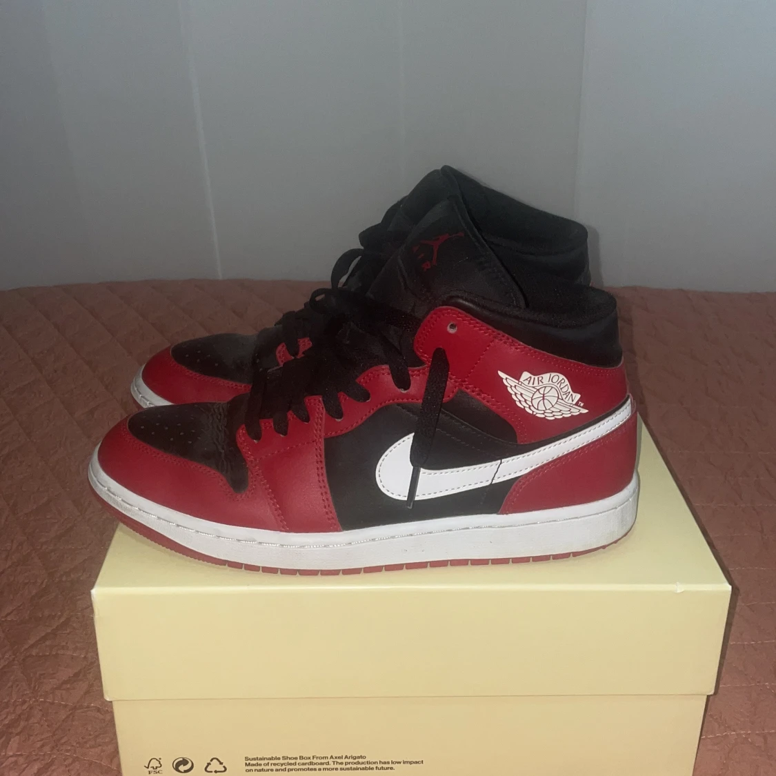 Nike Air Jordan 1 Mid röd/svart/vit - 2