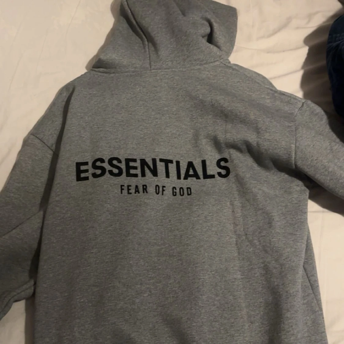 Grå Essentials Fear of God hoodie - 1