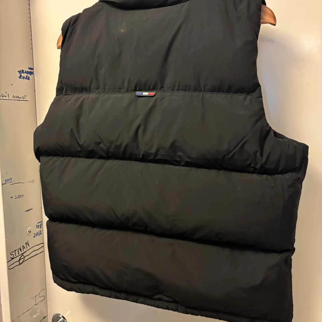 Svart dunväst från Mercier - 2