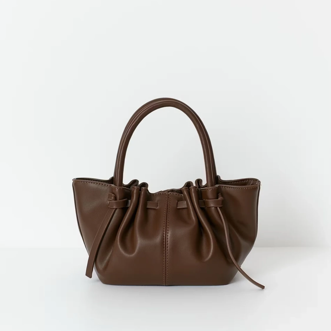 Väska ginatricot slutsåld