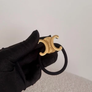 Hårband Celin’e  - @luxaryvault på instagram