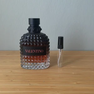 Valentino parfym med sampleflaska - Valentino samples 10 ml 