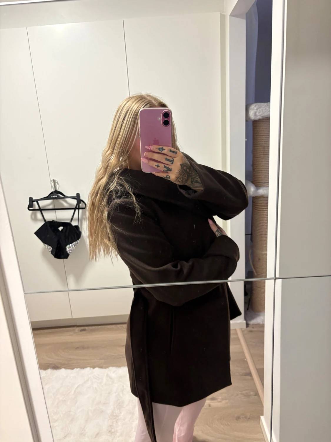 Mörk brun kappa  - 6