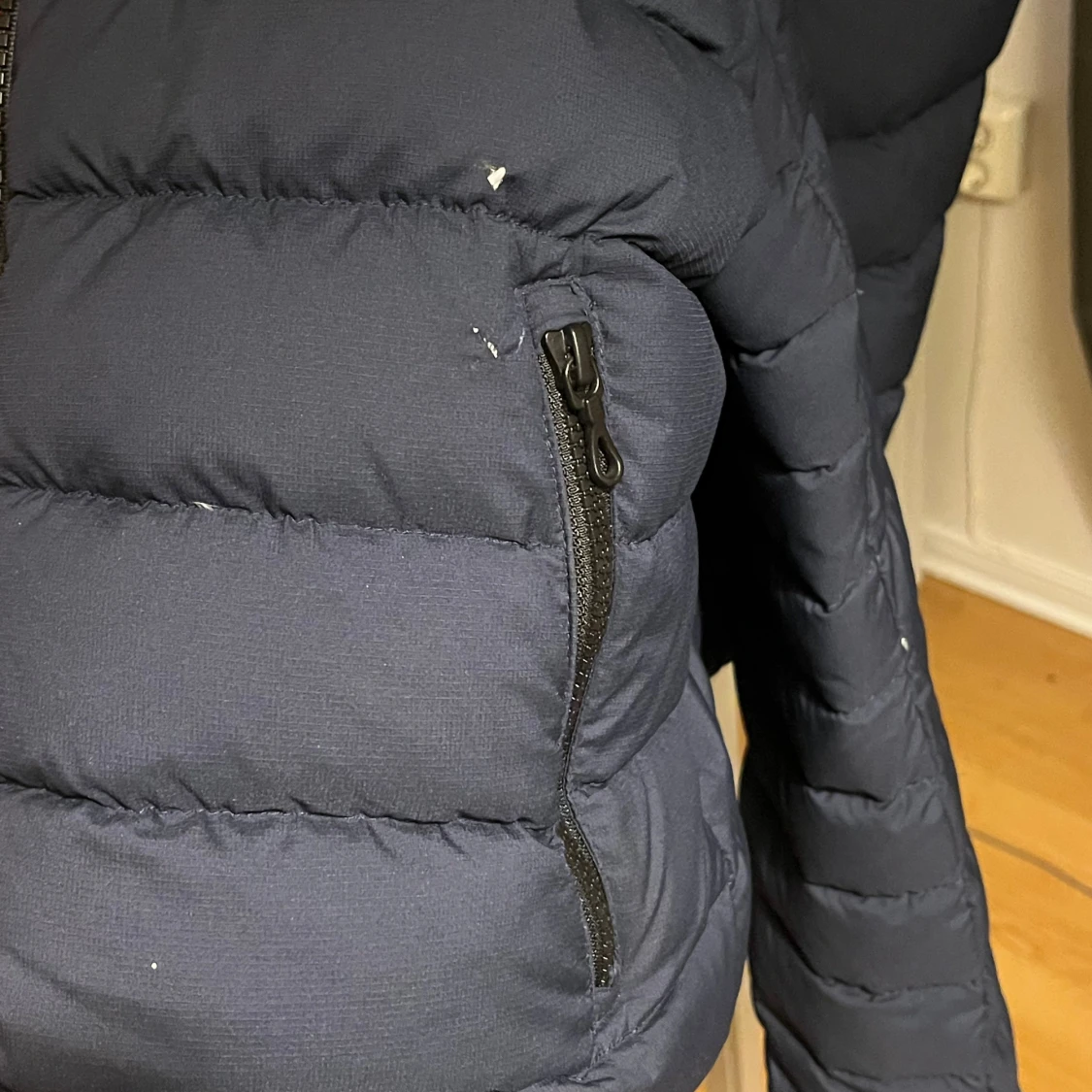 Marinblå dunjacka från Colmar - 2