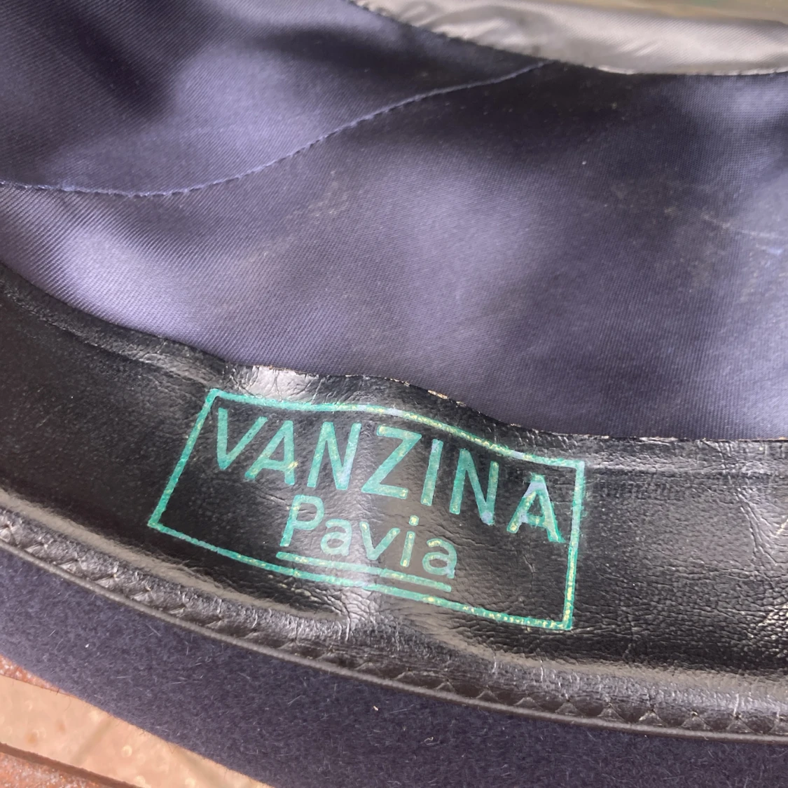 Mörkblå filthatt från Vanzina Pavia - 3