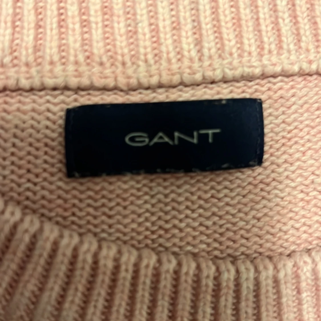 Rosa kabelstickad tröja från Gant - 3