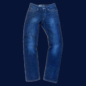 Mörkblå Vinted Denim Jeans - Riktigt feta jeans från ett märket twisted! Skön tvätt och passform! Storlek-W29-L33-Slimfit!🤩