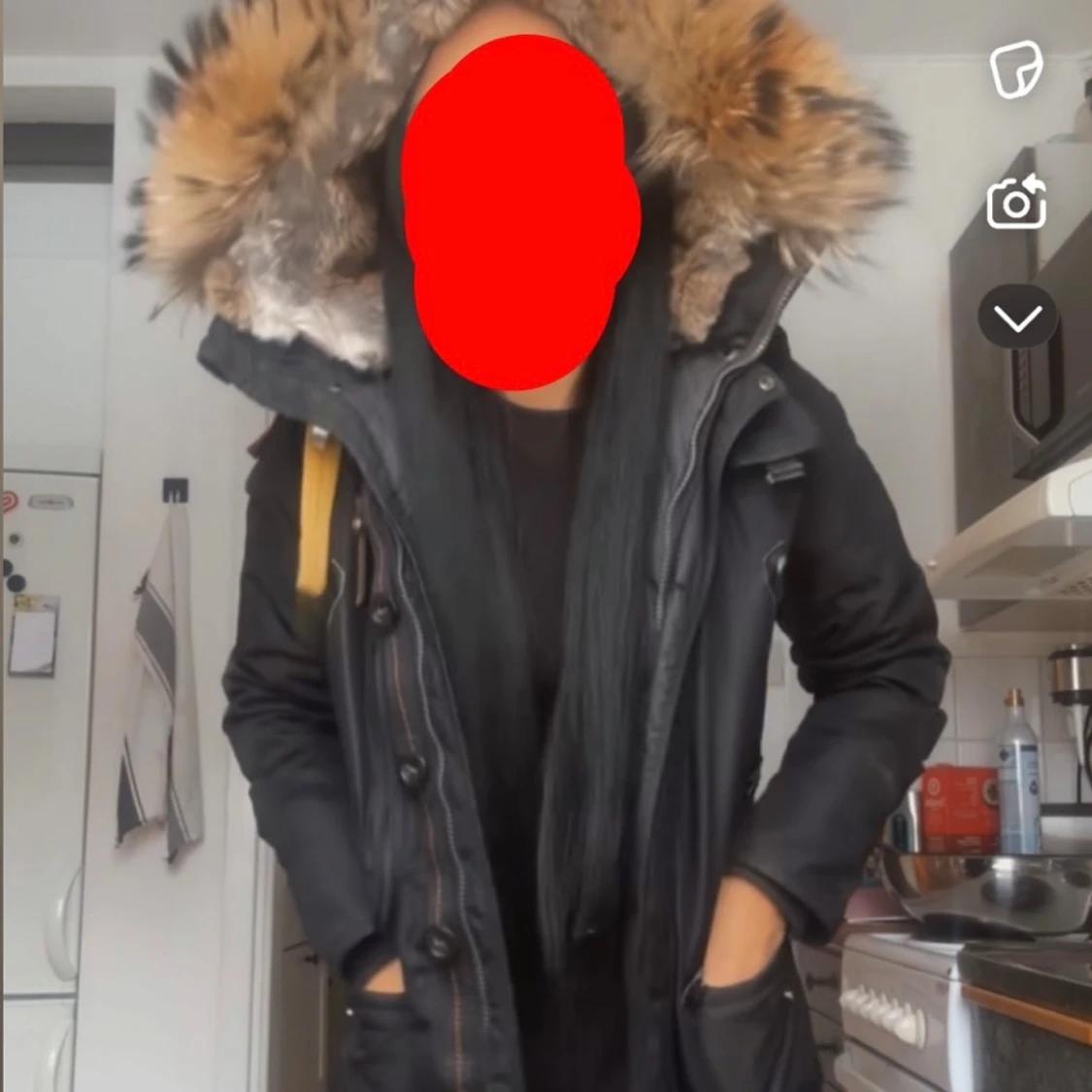 Svart Parajumpers parkas med päls