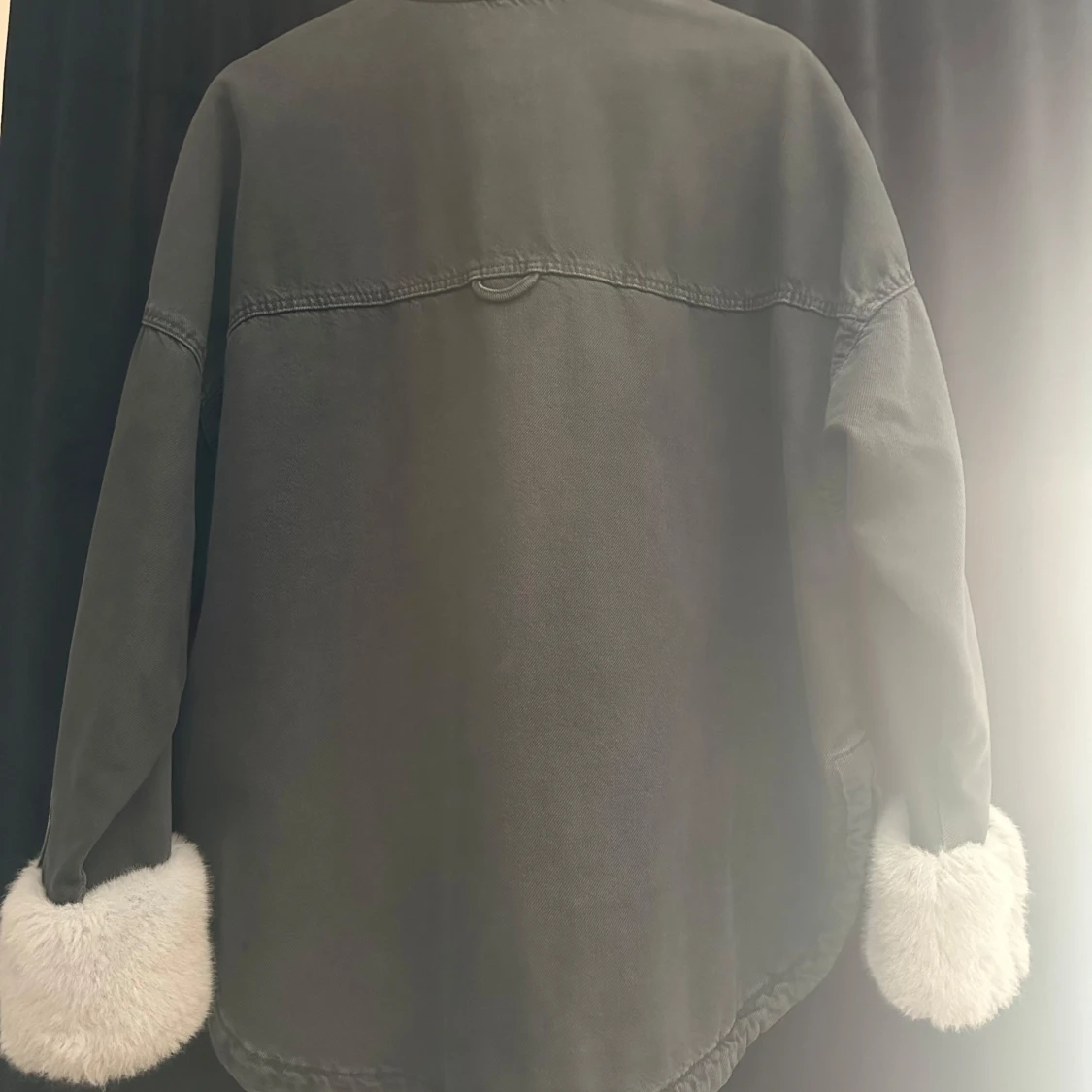 Zara Jeansjacka med päls armar - 1