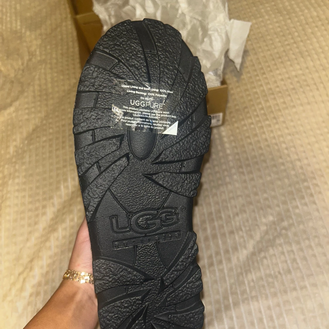 Svarta UGG Essential Mini boots - 3