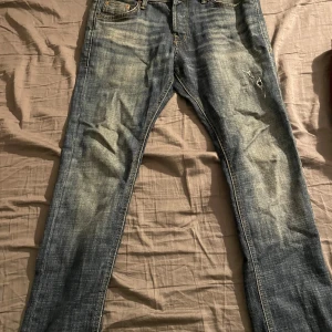 Jack and Jones slimfit - Jack and Jones jeans riktigt snygga storlek 28/30 