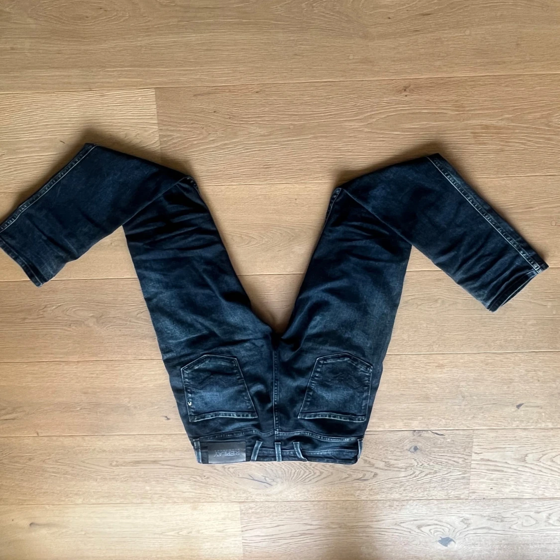 Replay Anbass jeans mörkblå stl 28/32 - 2