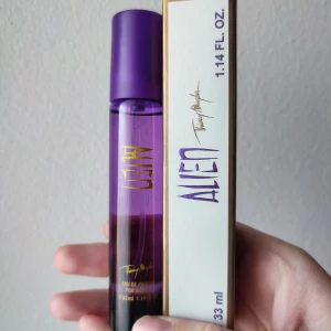 Alien Mugler Perfume - Alien Mugler Perfume. 33ml bottle. New!