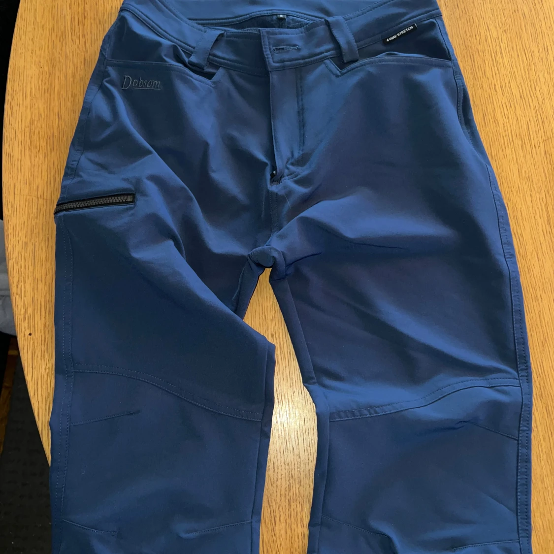 Blå funktionsbyxor från Dobsom, stl S