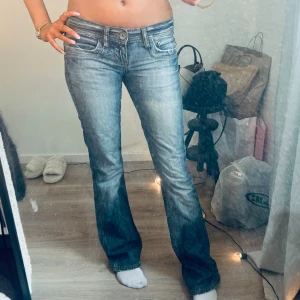 Lågmidjade jeans från ltb - Skit snygga lågmidjade jeans från ltb i gammal modell🤗