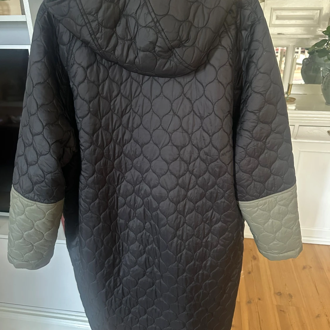 Quiltad svart jacka från M. Wiesneck - 1