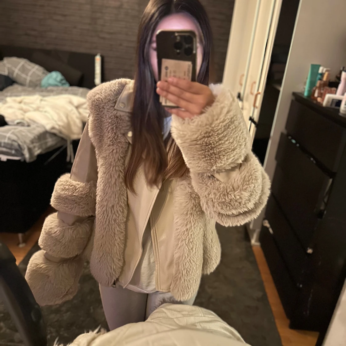 Beige teddyjacka från Copperose