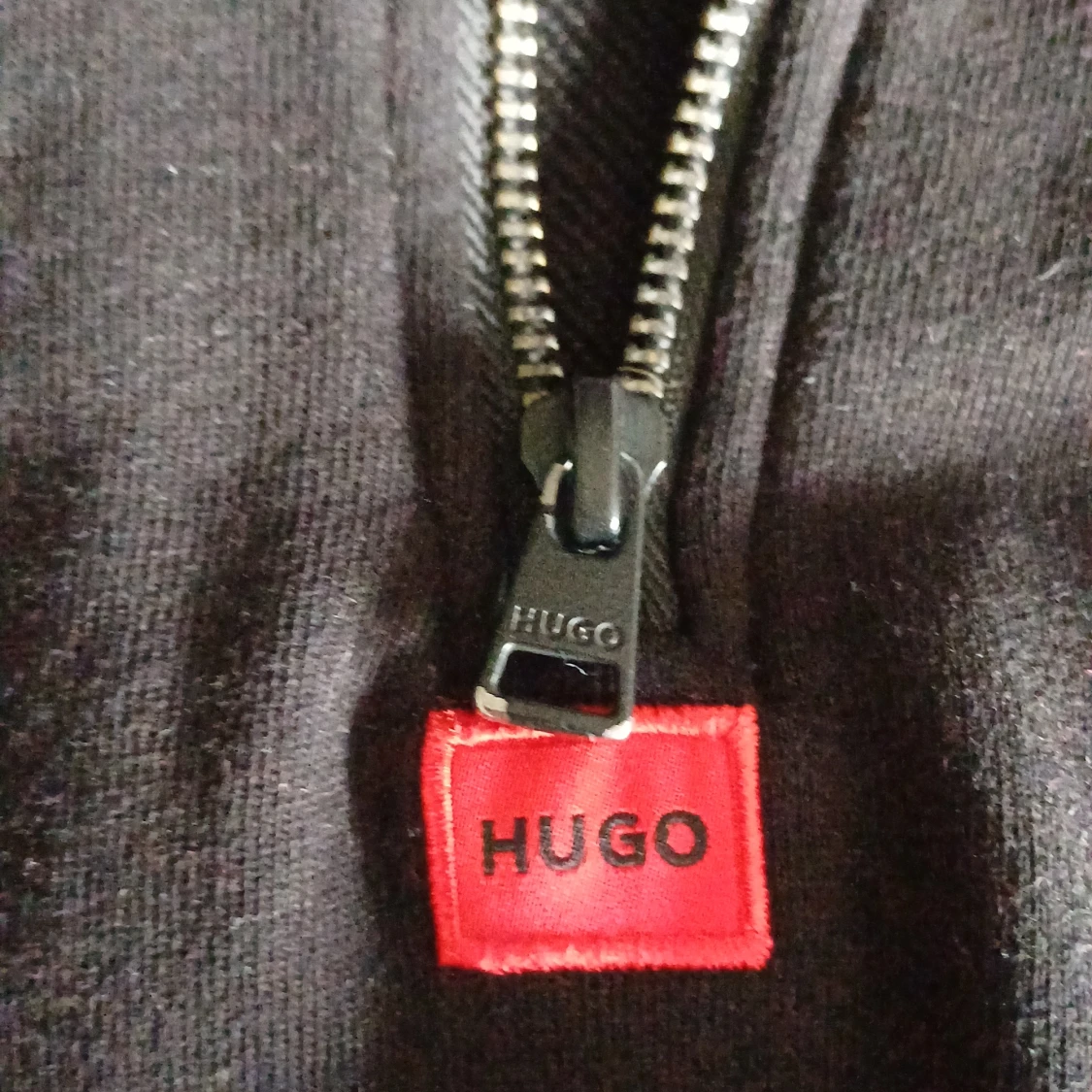 Svart half zip sweatshirt från HUGO BOSS - 4