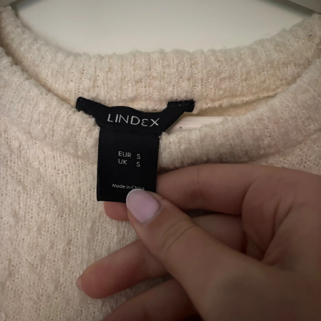 Vit stickad tröja från Lindex - 1