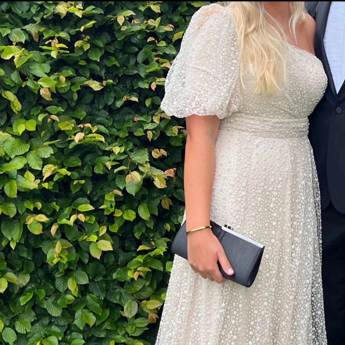 Vit/beige balklänning