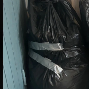 Klädpaket  - Klädpaket storlek M inheåller allt möjlig kläder 