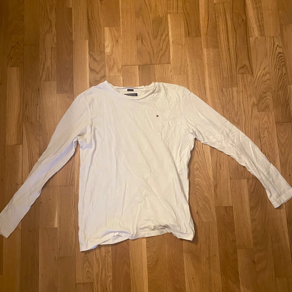 Vit långärmad tröja Tommy Hilfiger