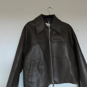 Carin Wester skinnjacka med dragkedja - Är i jätte fin skick 