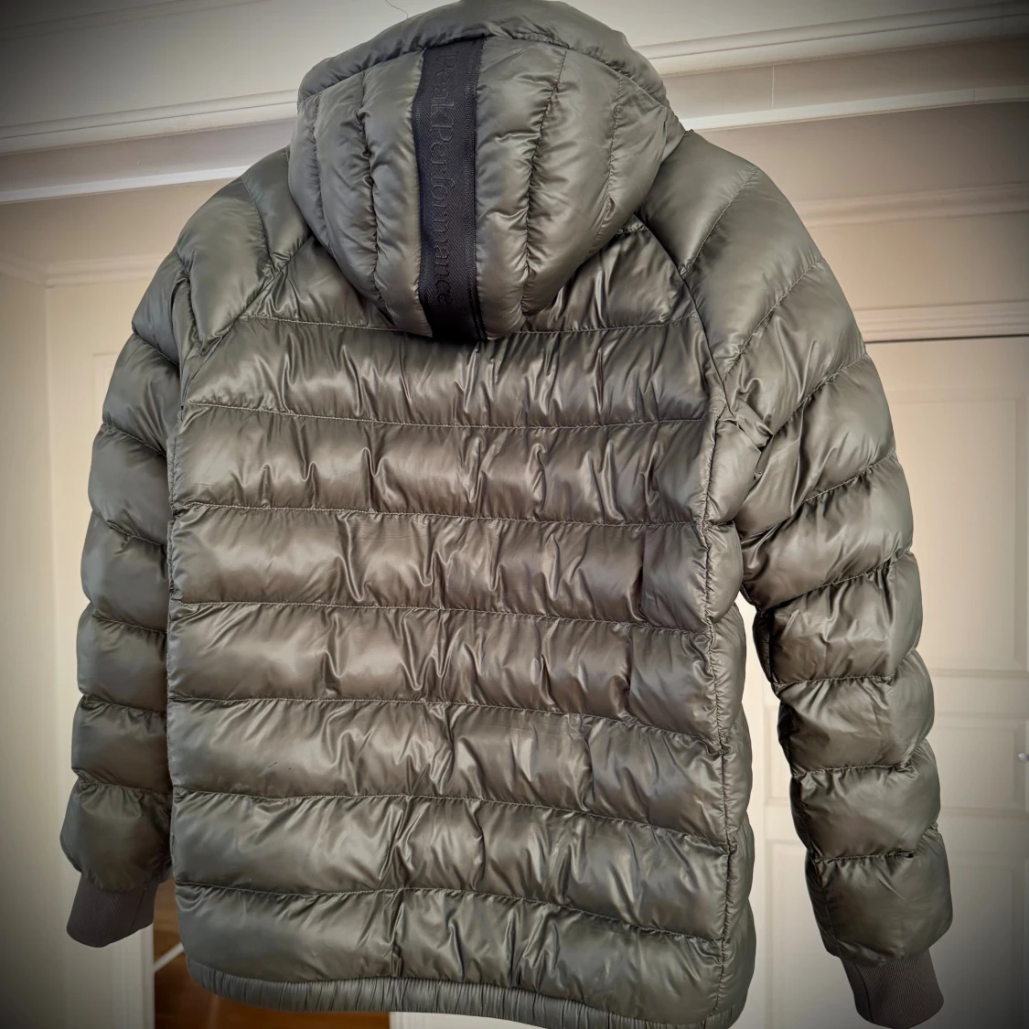 Grå dunjacka Peak Performance - 1