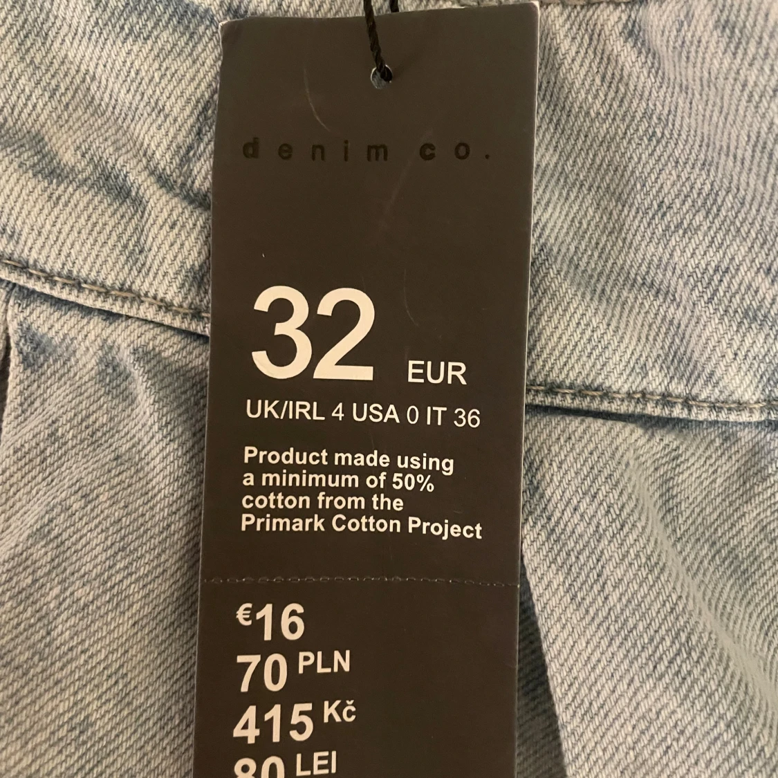 Ljusblå kort jeanskjol från Denim Co. - 2