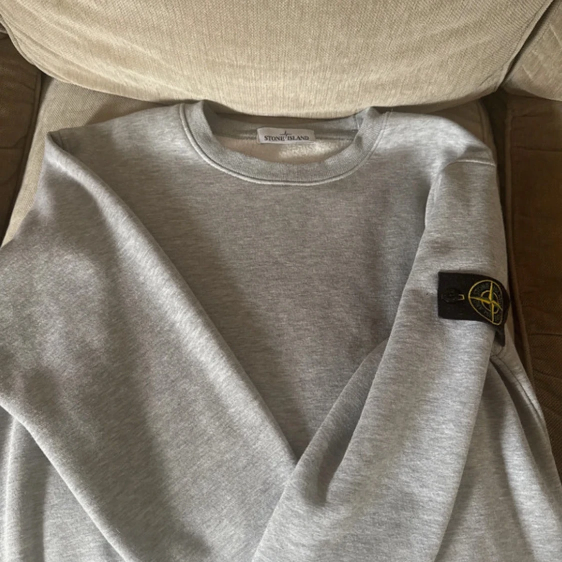 Grå sweatshirt från Stone Island