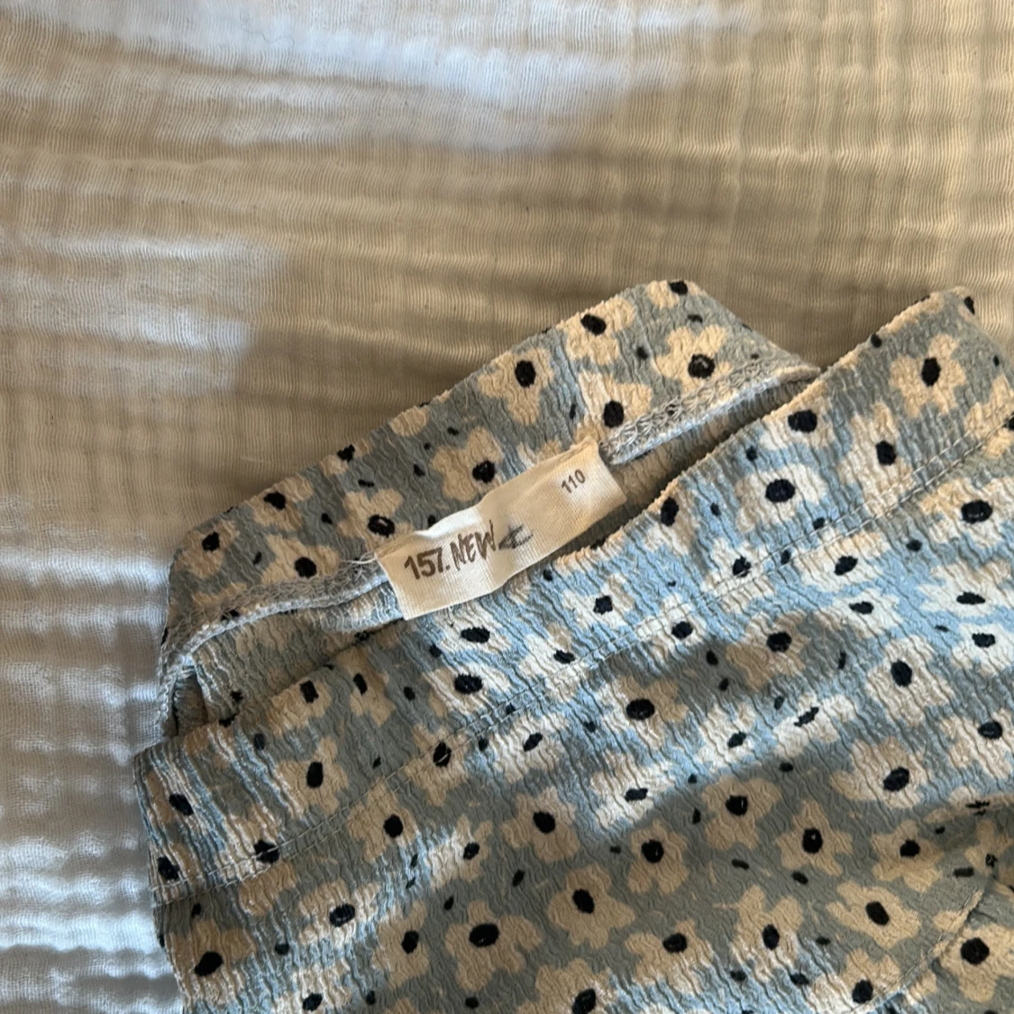 Blommig kortklänning från 157 New - 2