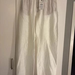 Byxa zara - Jätte fina men aldrig använda