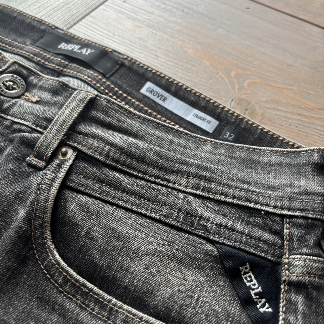Gråa Replay Grover straight fit jeans - 4