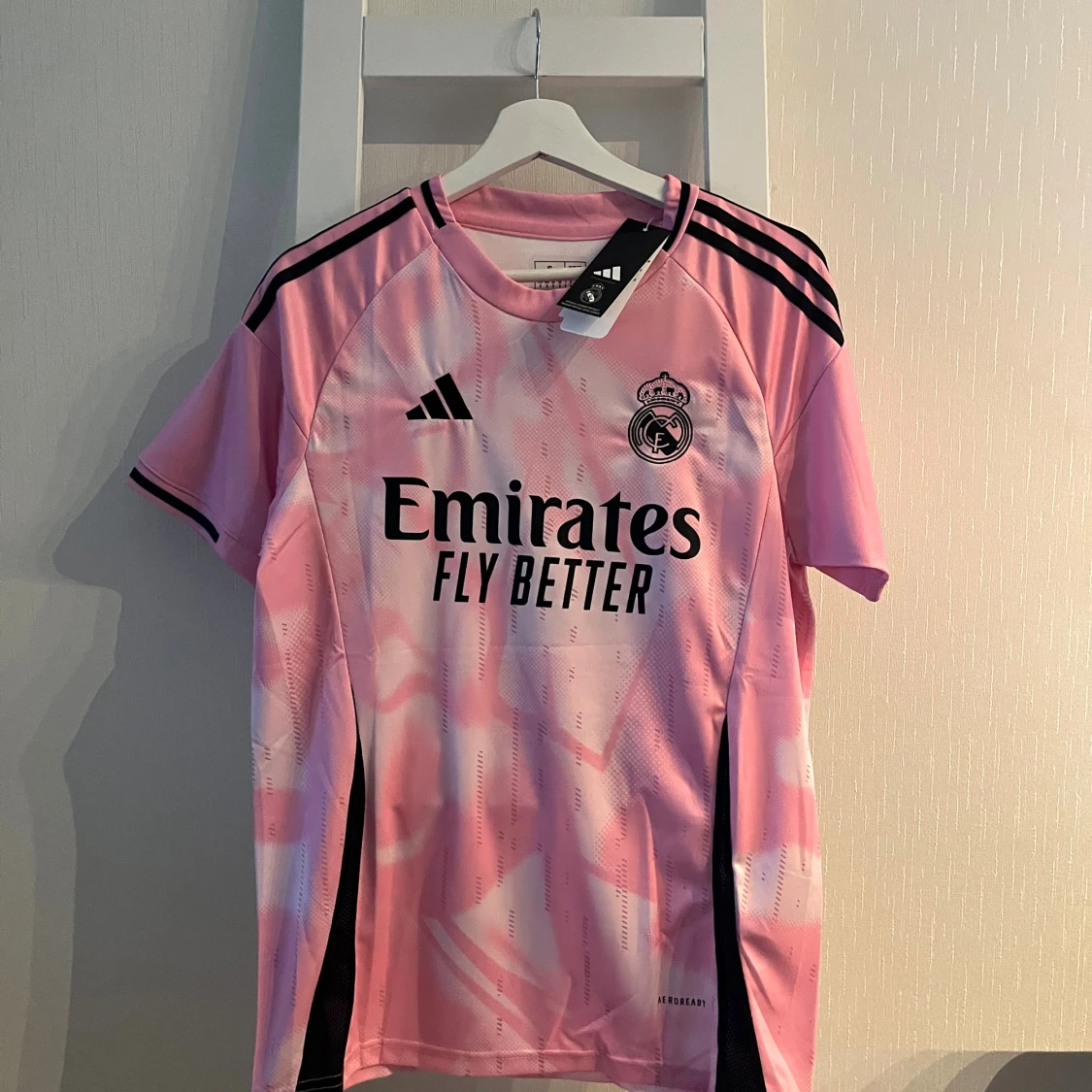 Real Madrid Mbappé rosa fotbollströja S - 1