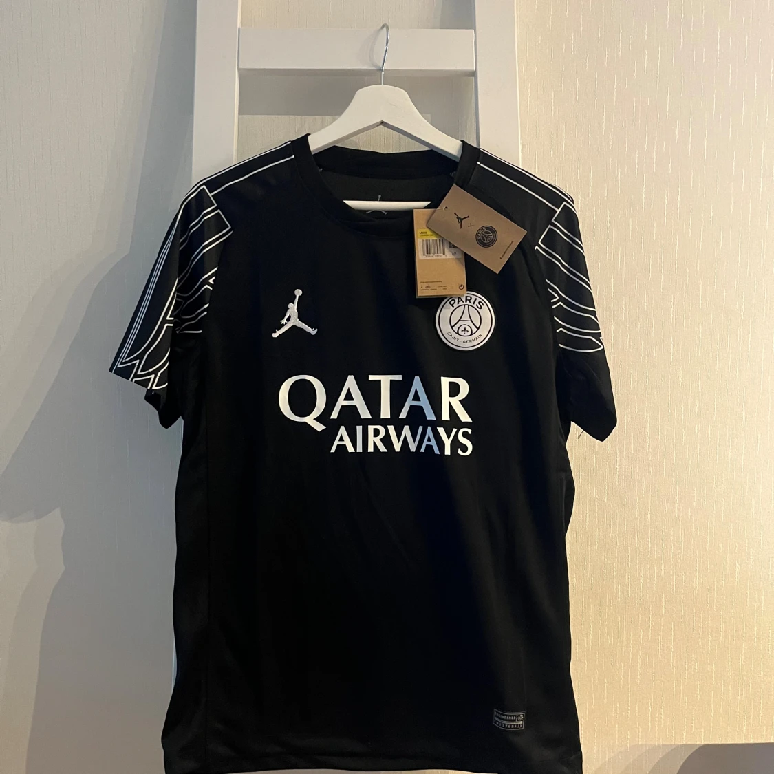 Svart PSG fotbollströja från Jordan