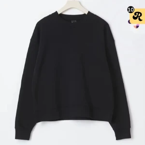 Svart sweatshirt från Gina  - Jättefint skick, storlek m men sitter som en S helt klart!❤️