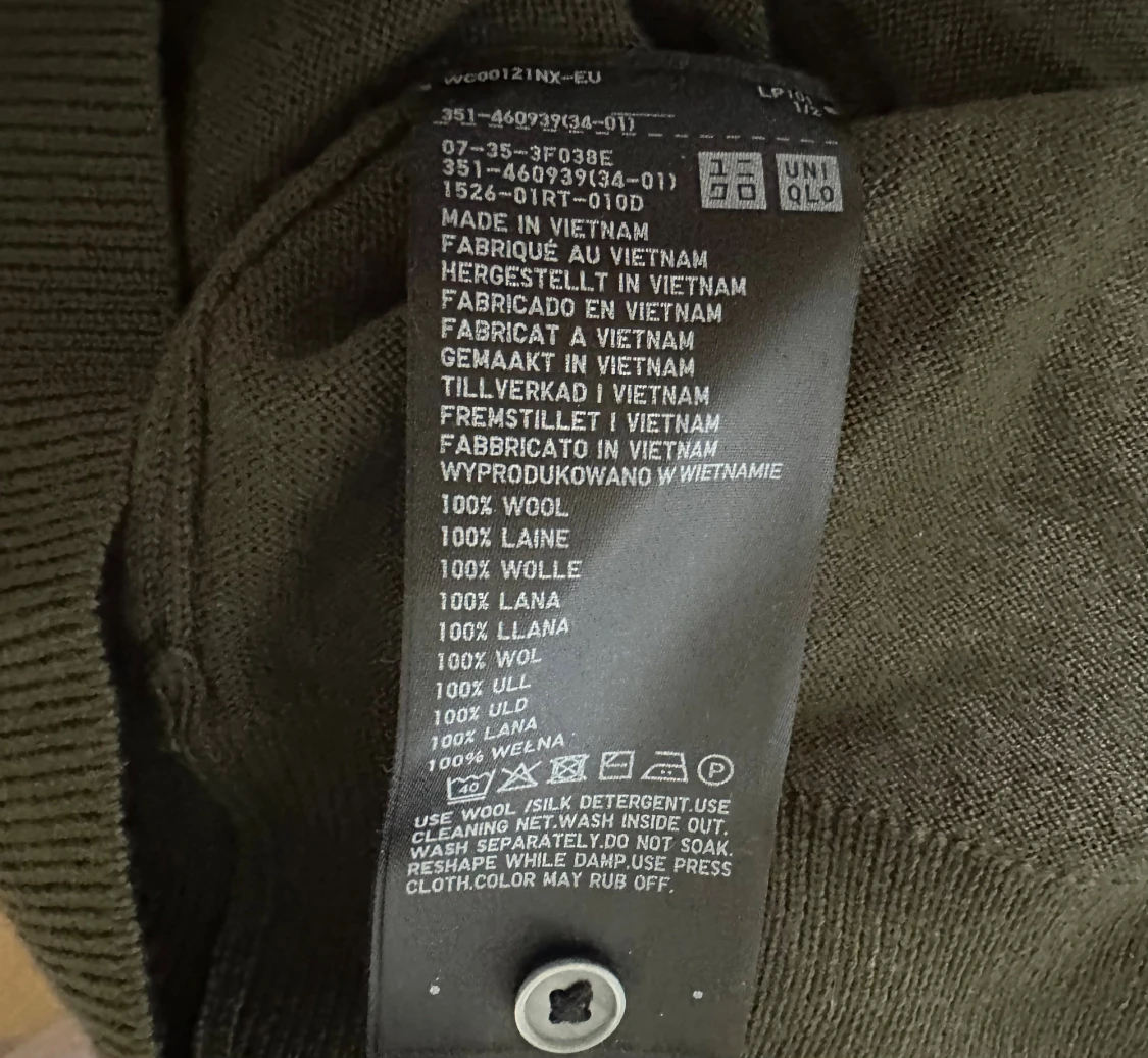 Olivgrön rugbytröja från Uniqlo XS - 3