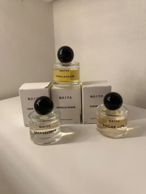 NAIYA parfymer  - 3 parfymer ifrån NAIYA. Sugar lips =prada paradox, vanilla sugar en jätte god vanilj doft. Alla 3 är 50 ml och säljer tillsammans. Som ni ser hur mycket dom är använda 