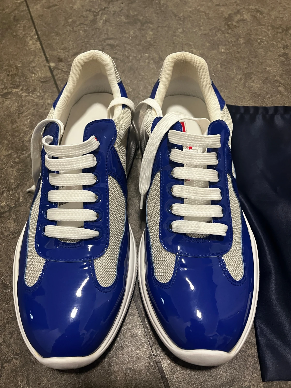 Blå vita Prada cups - 3