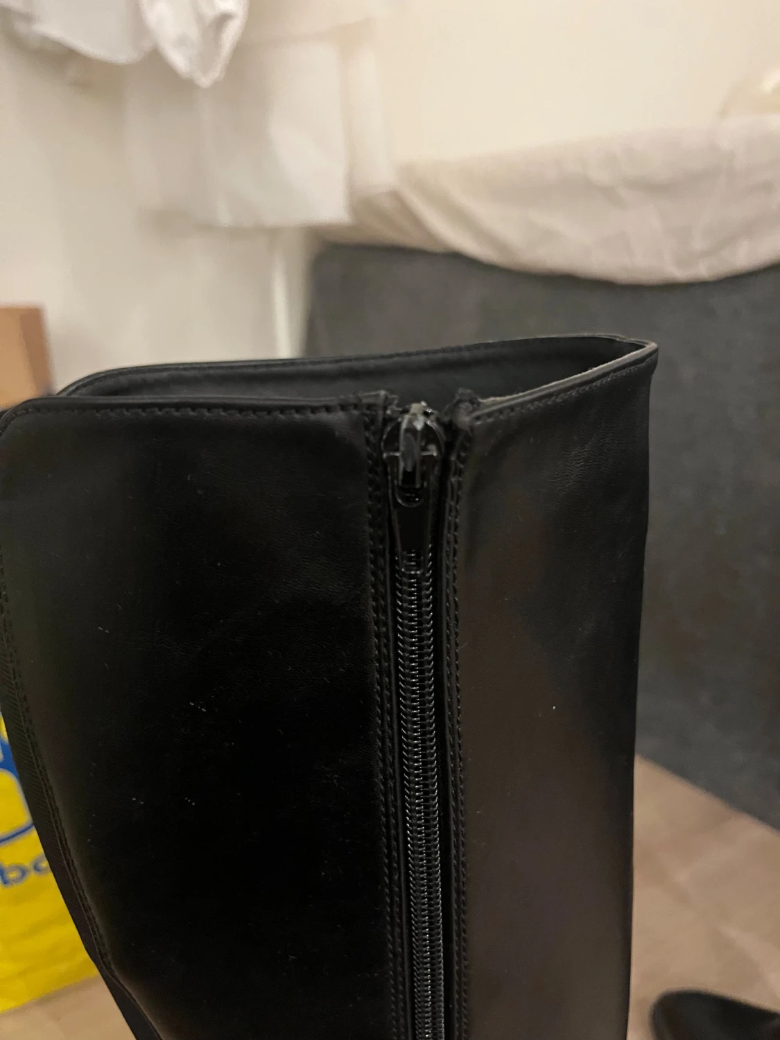 Svarta höga stövlar med klack - 4