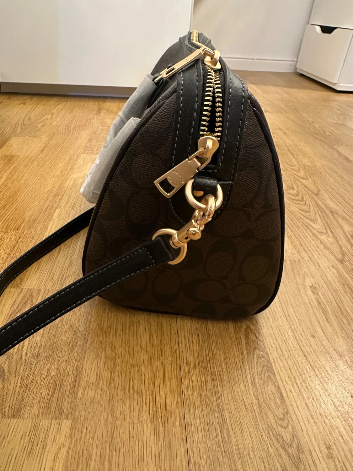 Brun handväska  - 4