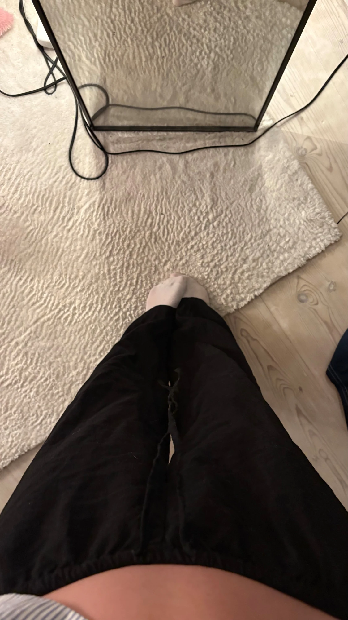 Svarta linnebyxor med snörning - 1