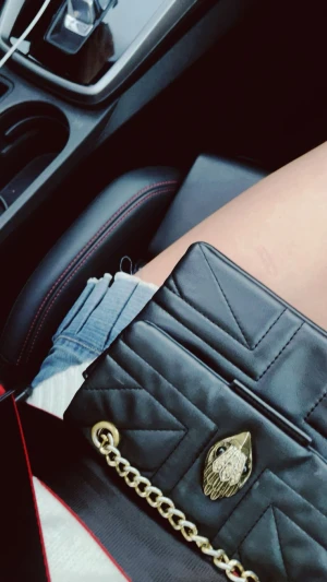 Svart quiltad axelväska Kurt Geiger - skriv för frågor ❤️