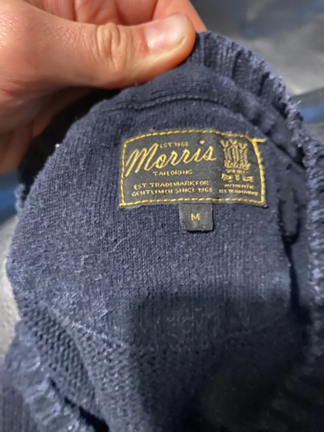 Mörkblå stickad tröja Morris M - 1