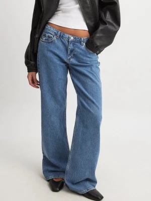 NA-KD jeans - Helt oanvända jeans, prislapp kvar🩷Nypris 700kr