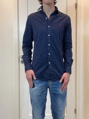 Polo Ralph Lauren skjorta  - Säljer nu denna Polo Ralph Lauren skjorta, skriv för fler bilder/frågor🙌🏼