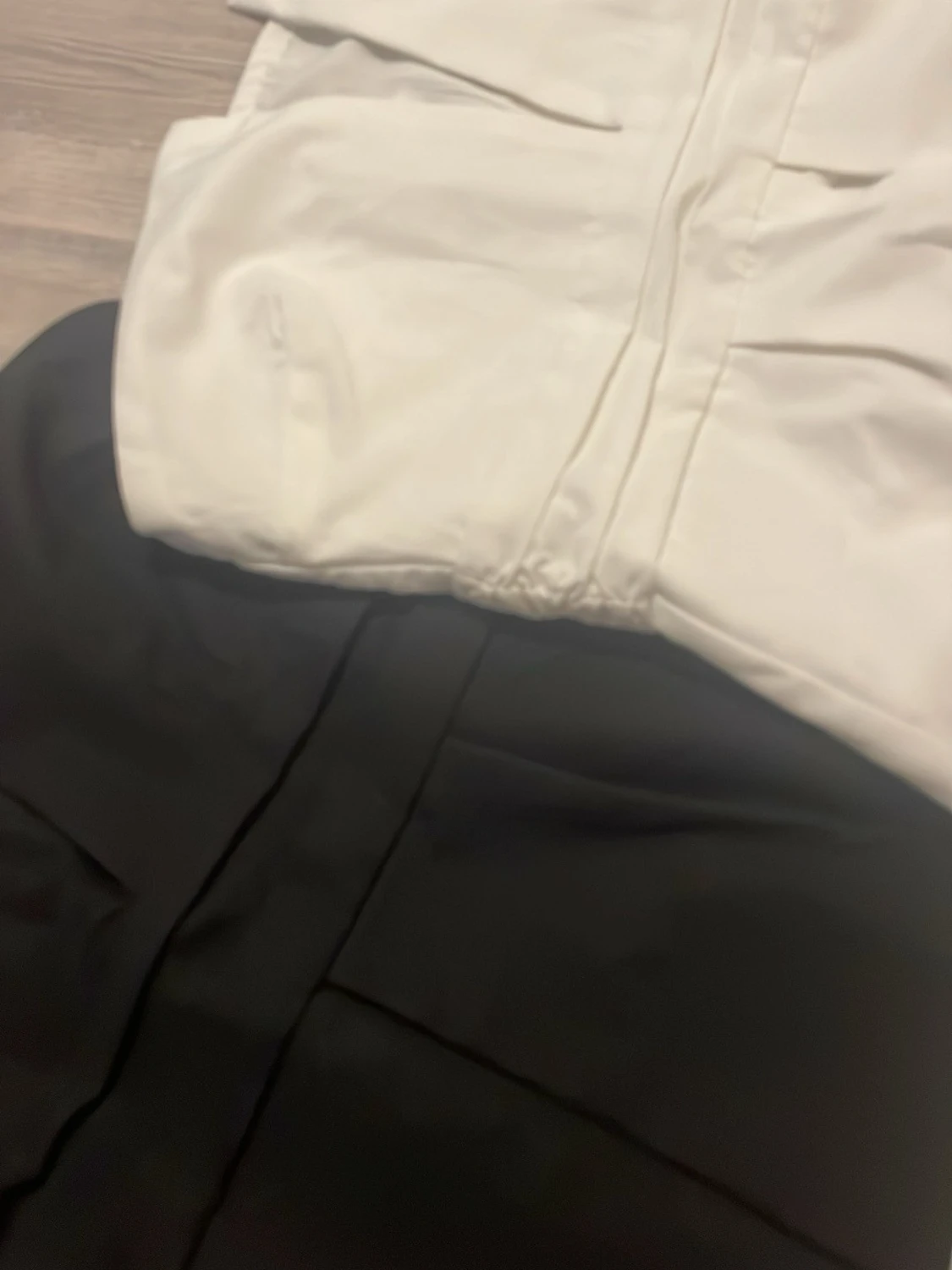 Svart och vit axelbandslös korsettopp - 2