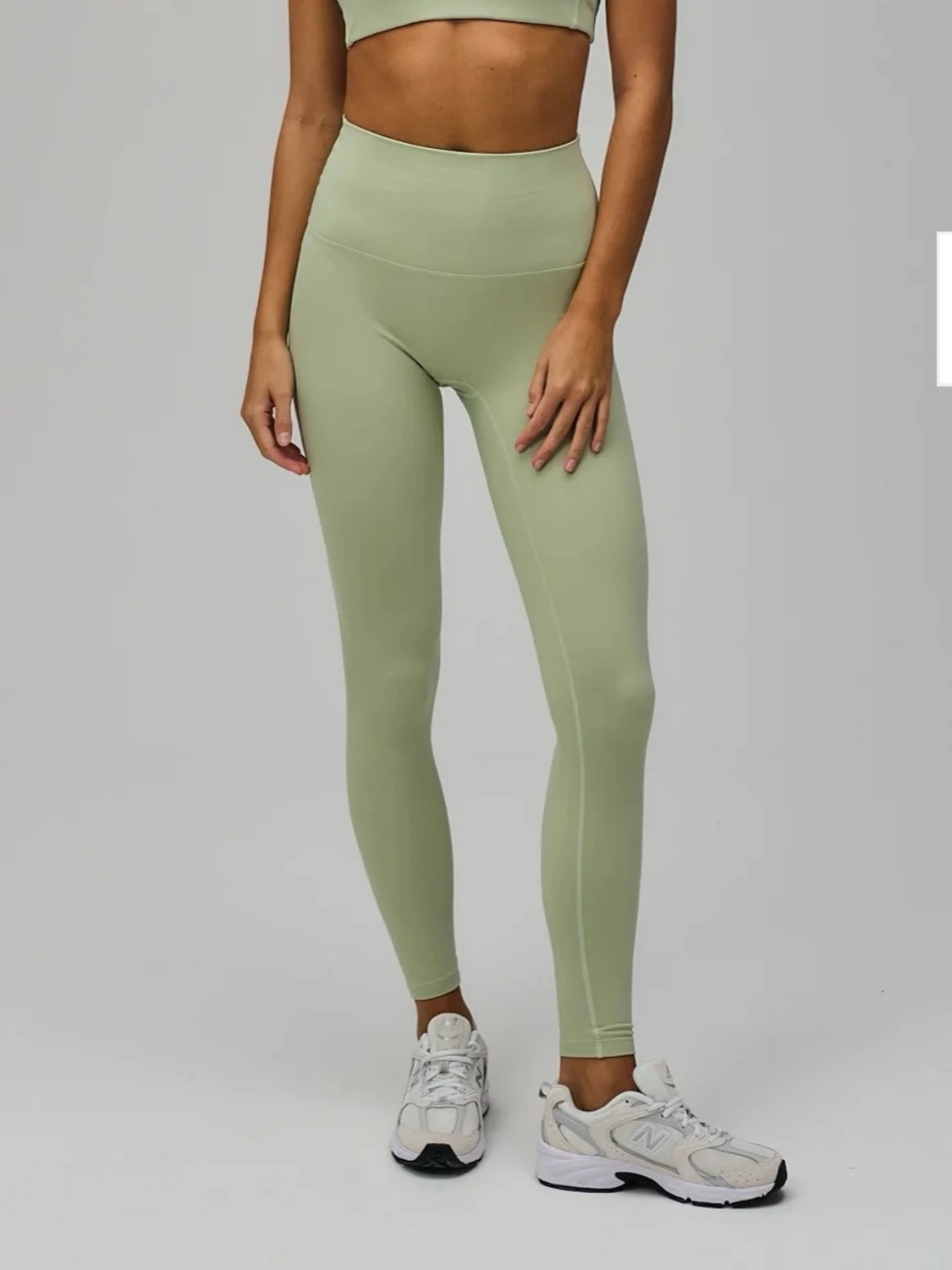 Ultra Neaty Tights - Dusty Green